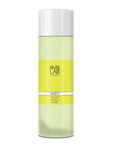 RVB LAB Hyalu C Regenerating Illuminating Lotion, Rozświetlający i regenerujący tonik do ciała
