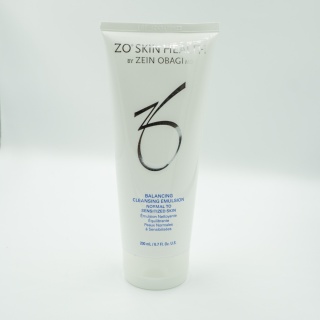 ZO SKIN Balancing Cleansing Emulsion Emulsja oczyszczająca przywracająca równowagę